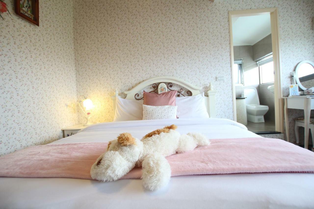 Yilan Pine Villa Homestay Luodong Eksteriør bilde